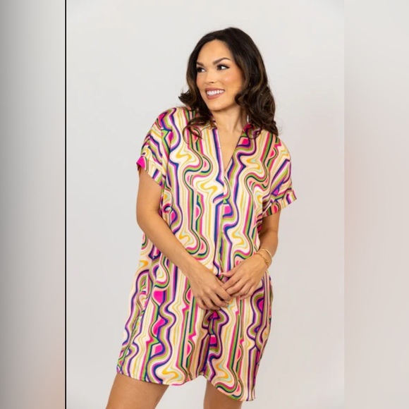 Karlie Multicolor retro Abstract v neck short sleeve satin dress Dress - Picture 1 of 10